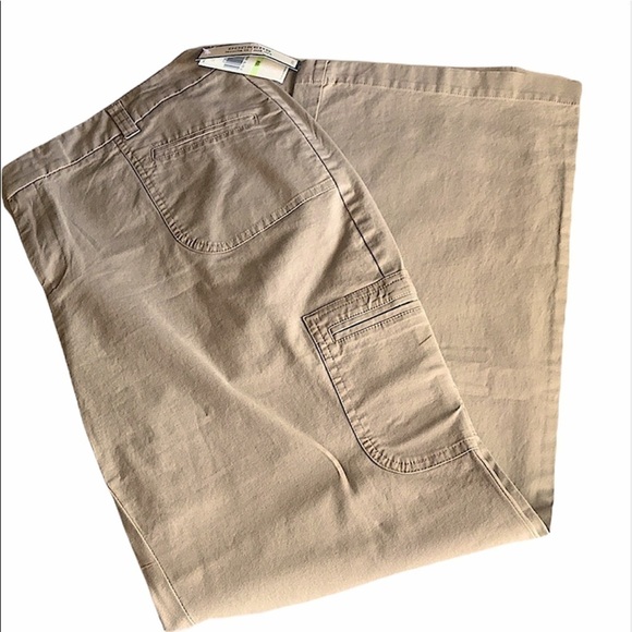 DOCKERS Tan Khaki Baggy Cargo Pants Mid-Rise Khaki Tan Cargo Pants Size 18… - Picture 5 of 8